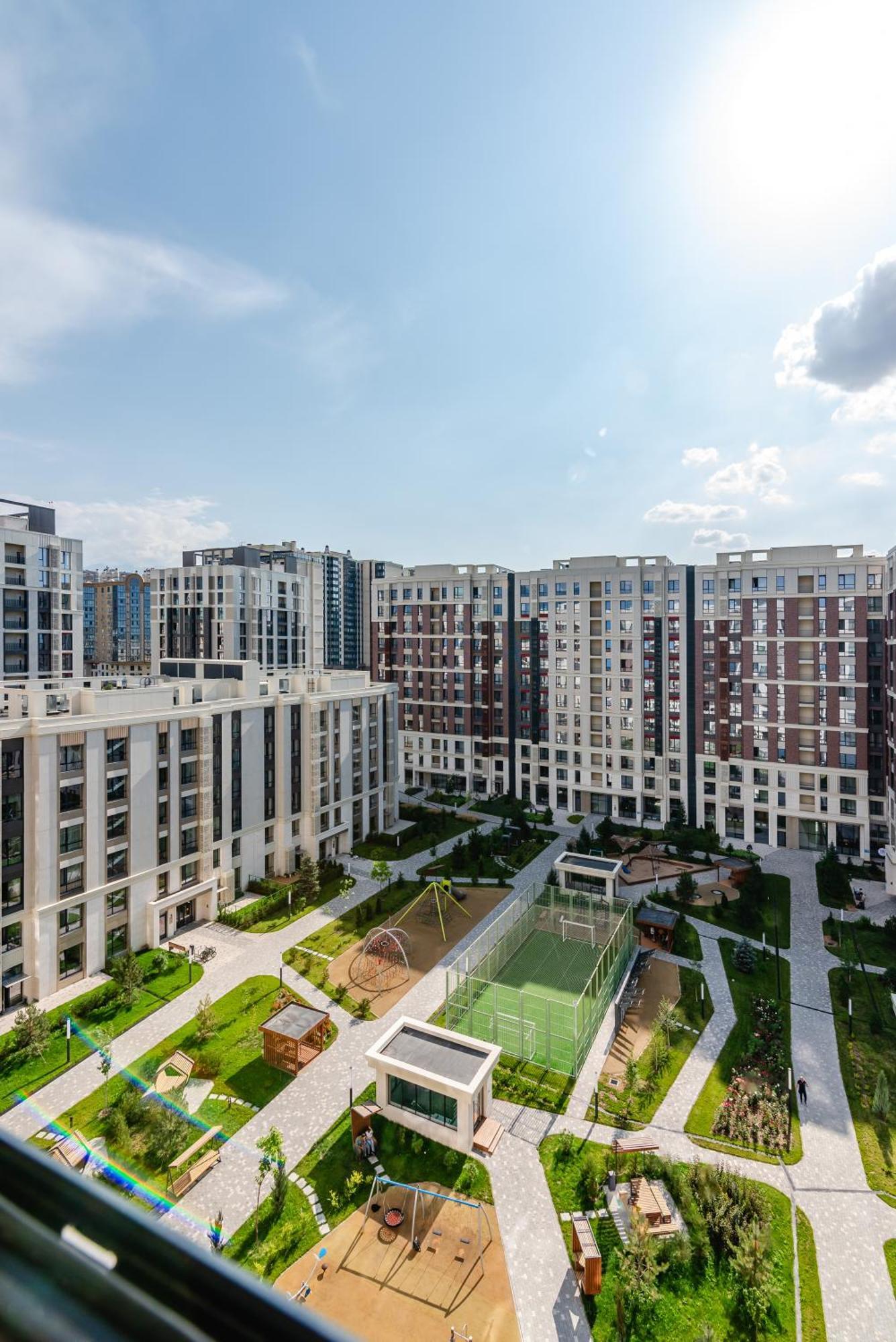 Уютные Апартаменты В 4You И Amir Almaty Exterior photo